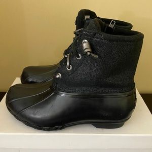 Sperry Women's Saltwater Winter Lux Boots size 6.5W